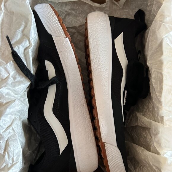 Vans Ultrarange Exo Black Sneakers Women’s Size 7 / Men’s 5.5 - Picture 6 of 13
